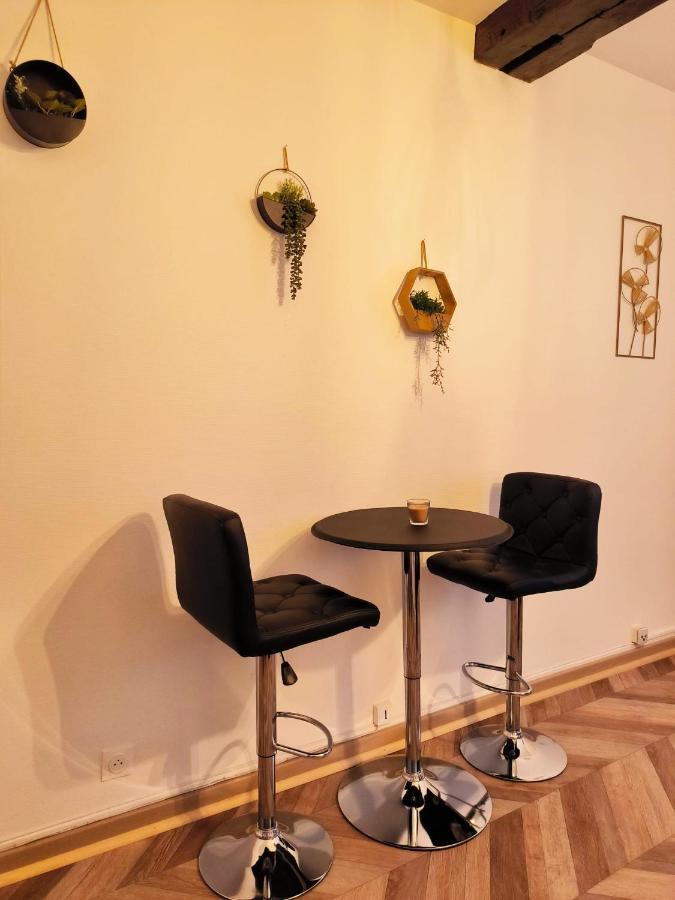 Le Temps D'Un Moment Apartment Troyes Exterior photo