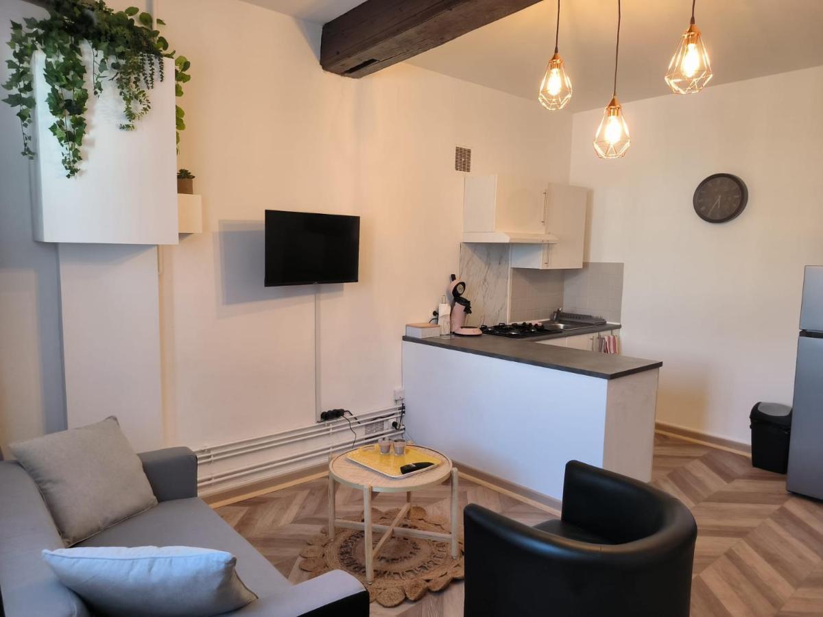 Le Temps D'Un Moment Apartment Troyes Exterior photo